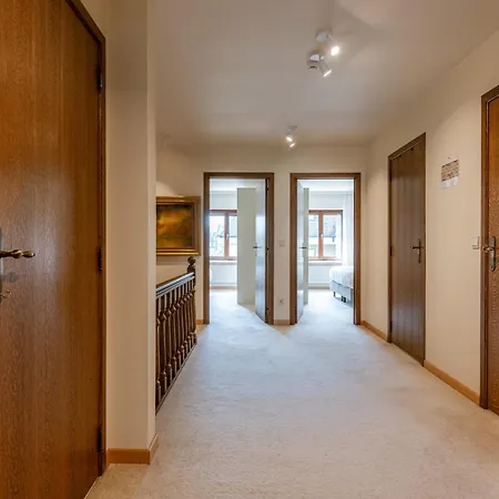 Huswell - Charming Near The Villa *