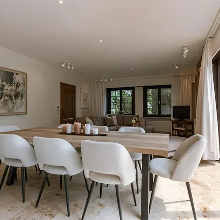 Huswell - Charming Near The Villa *