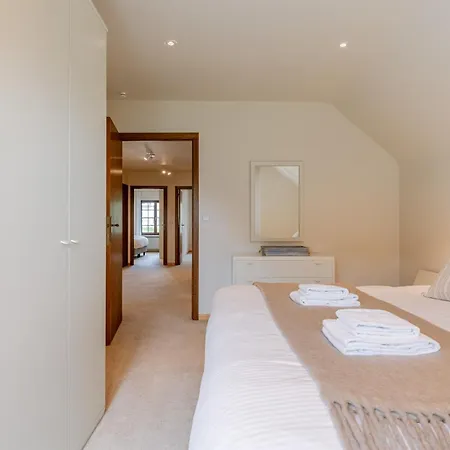 Huswell - Charming Near The Villa *