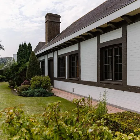 Huswell - Charming Near The Villa